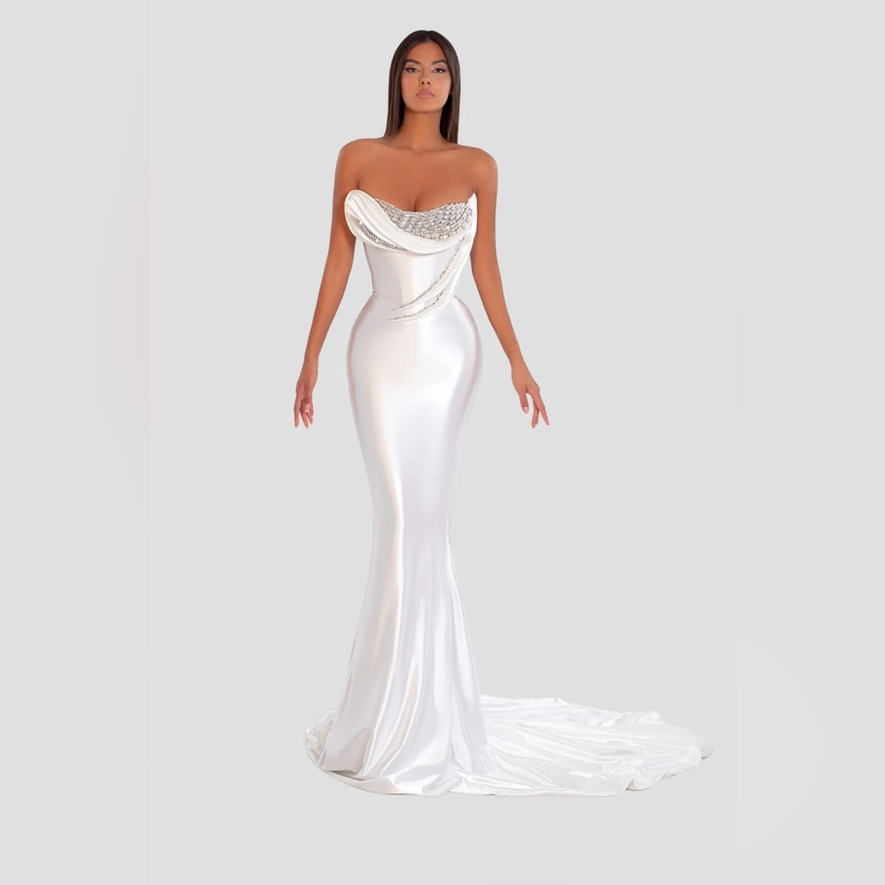 Albina Dyla Custom Gold Dress - Picture 4 of 5